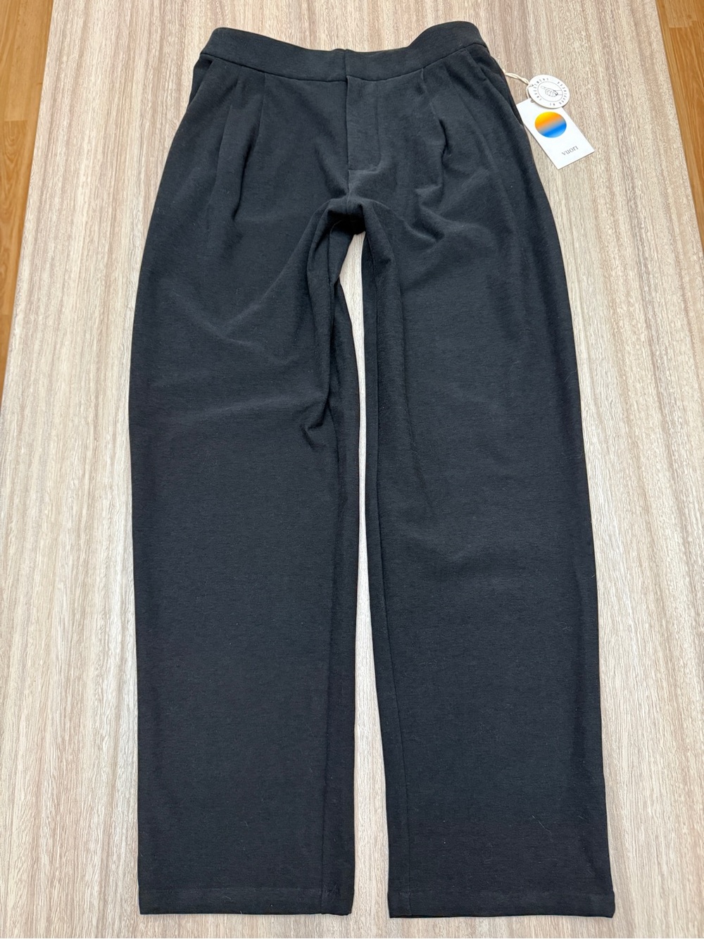 NWT Vuori Elevation Ankle Trouser in Black Heather Size X-Small Women’s